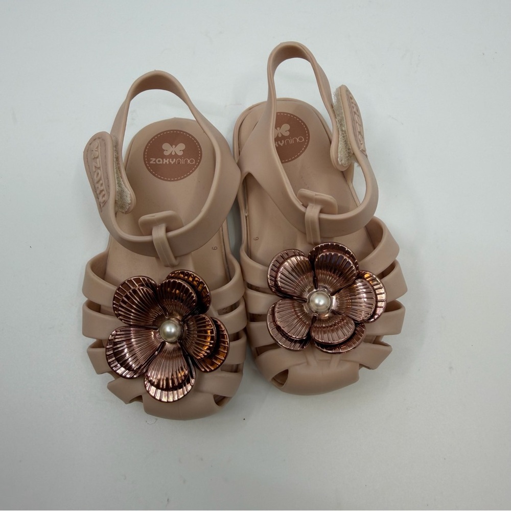Zaxy toddler Girls Jelly Sandals Nude Rose Gold Flower Size 6